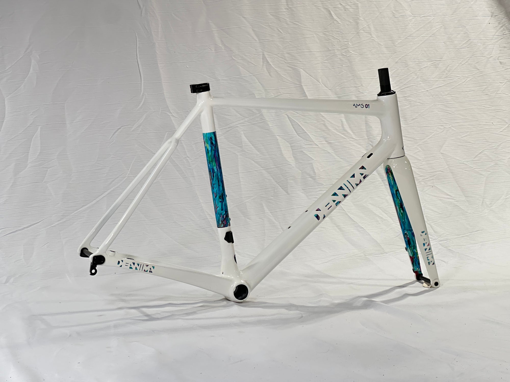 DEANIMA AMG Road Disc Frameset - Size 57