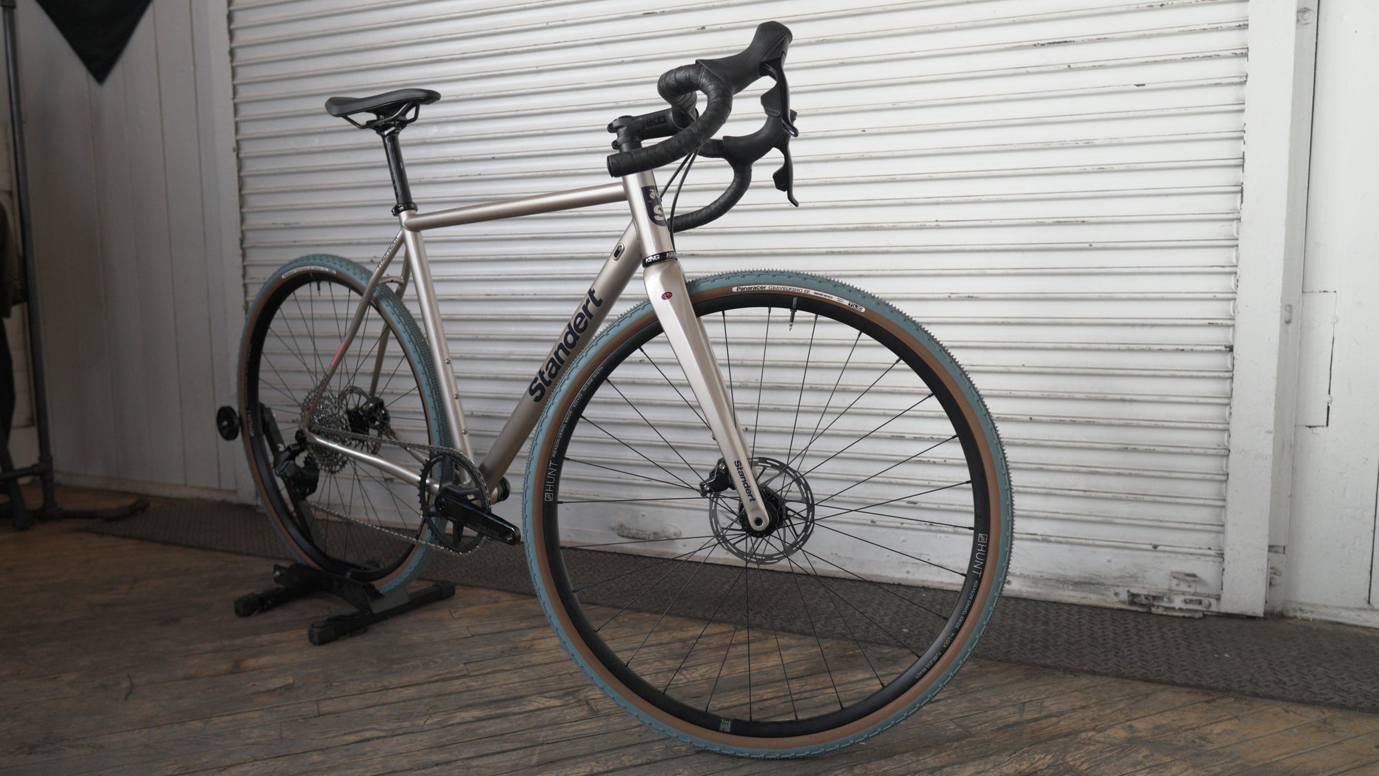 Standert Pfadfinder - Champagne Supernova - Complete Build - 54 cm