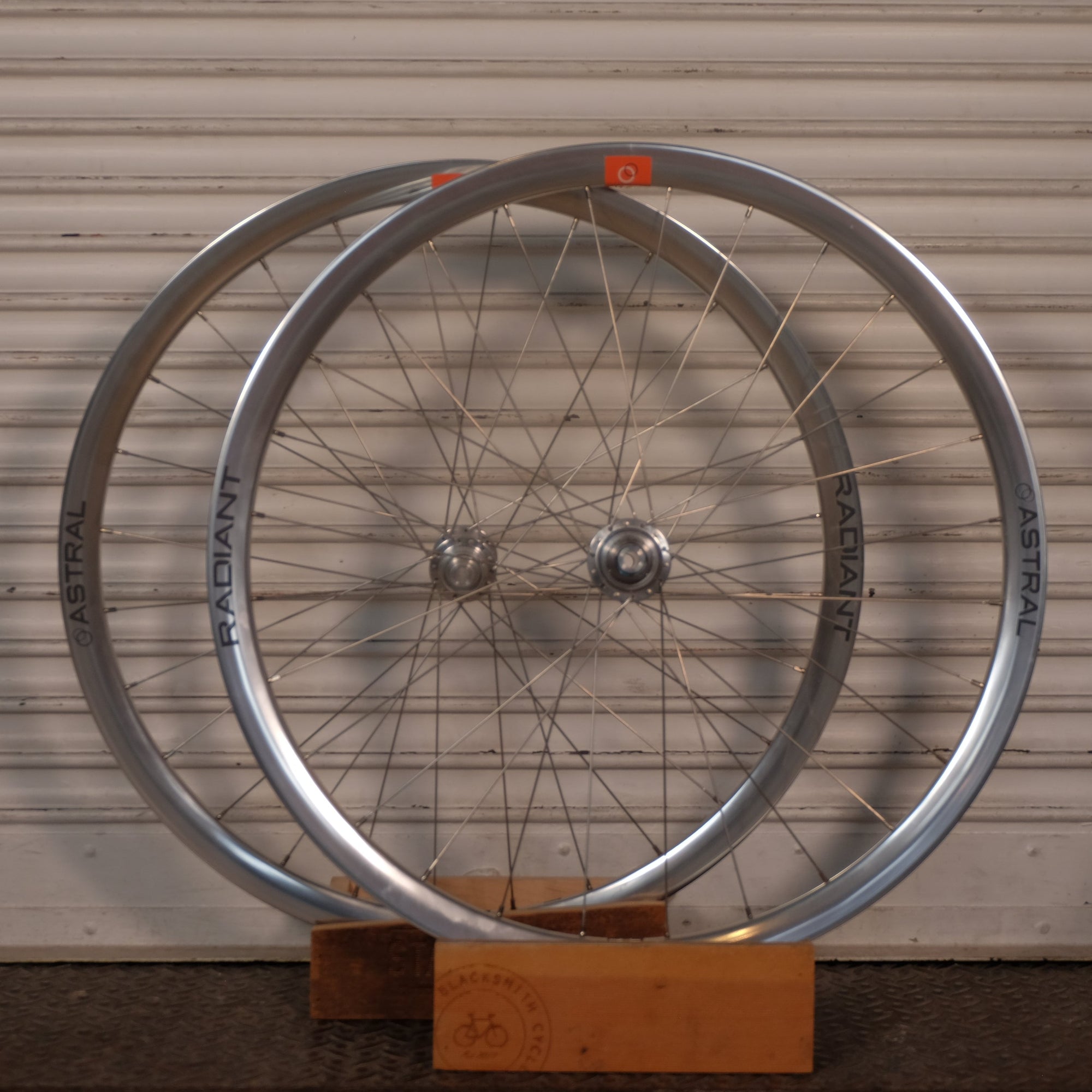 ASTRAL RADIANT Custom Polished Tubeless Disc Wheelset