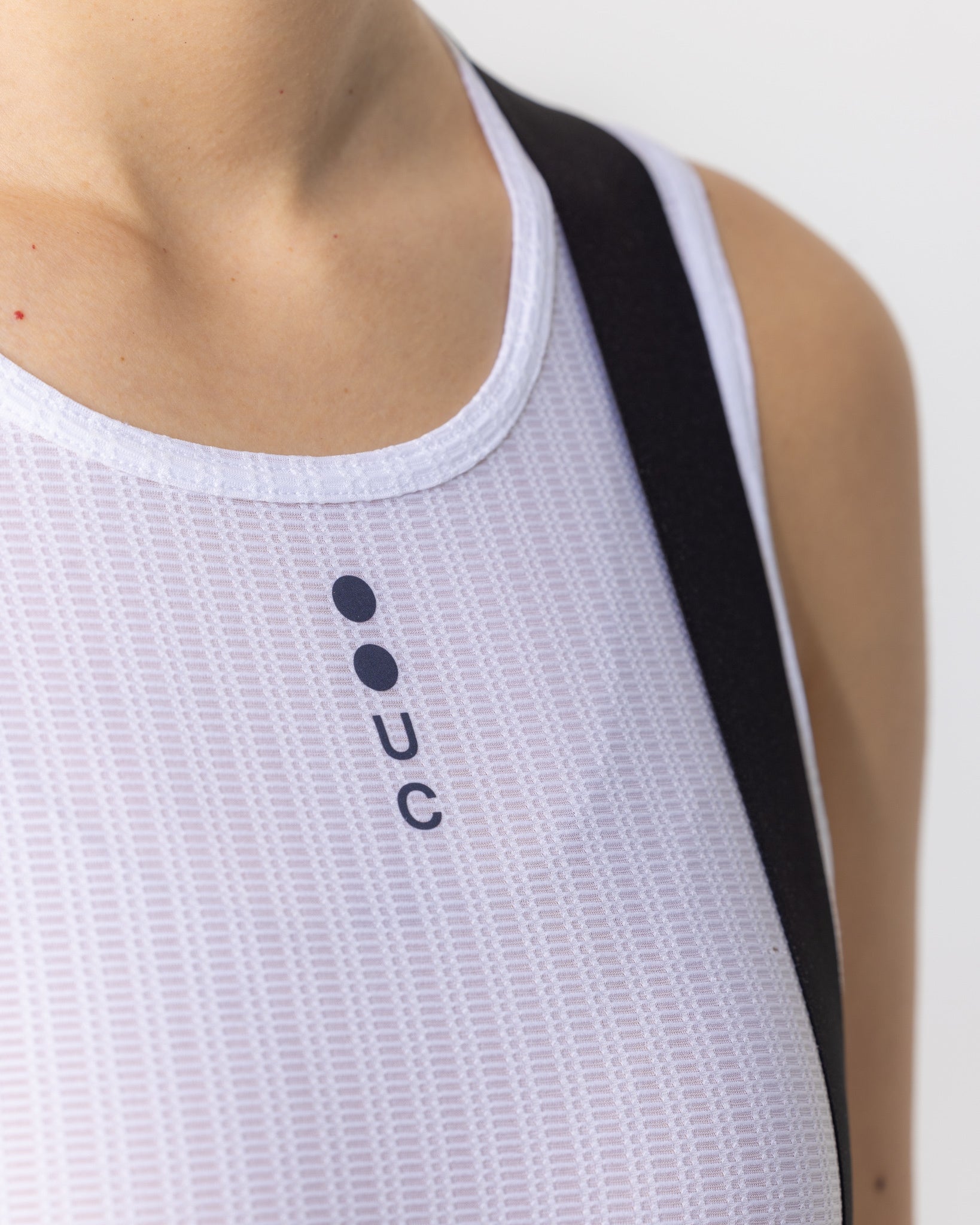 Universal Colours Women's Mono Sleeveless Base Layer