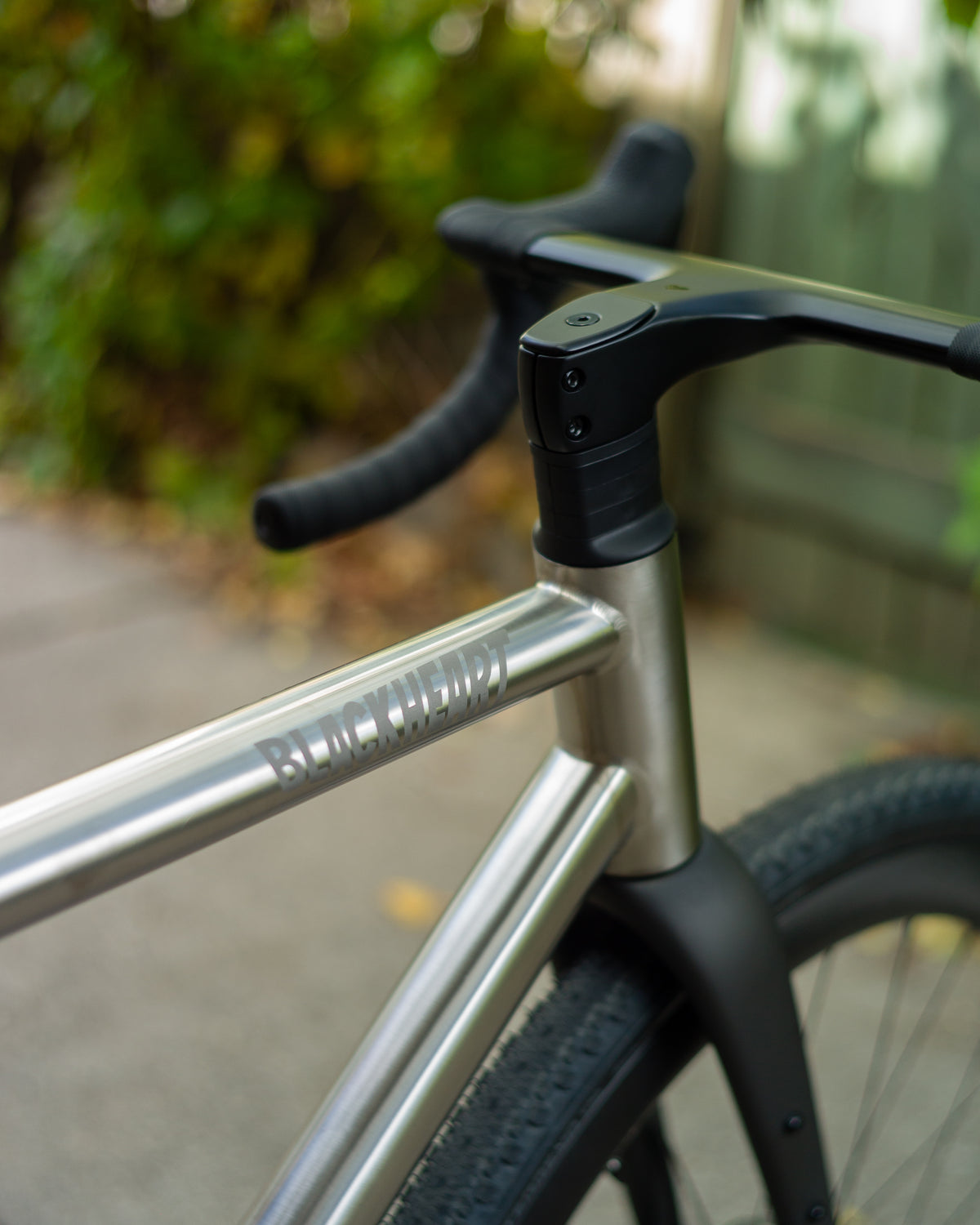 Blackheart Gravel Ti – SRAM Rival XPLR E1 / Parcours FKT