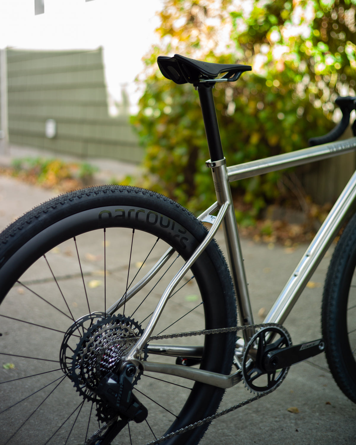 Blackheart Gravel Ti – SRAM Rival XPLR E1 / Parcours FKT